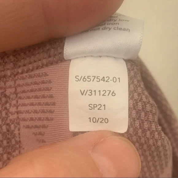 ATHLETA Lot of 2 Pair Capri Leggings Size XS Pink Camo Gray Running Yoga - Picture 10 of 16